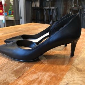 NEW - Nine West black heels